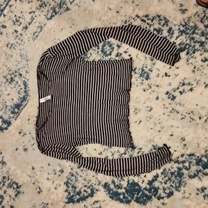 *5 items under $10 for $20* two long sleeve crop tops